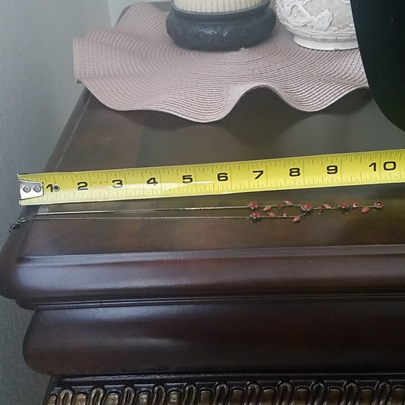 Pre loved Red Flower drop necklace - Picture 2 of 3